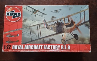 Pienoismalli rakennussarja  Royal Aircraft Factory R.E.8.