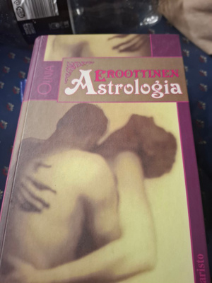 Olivia Eroottinen astrologia