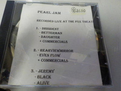 PEARL JAM - LIVE AT THE FOX THEATER CD RARE LIVE CONCERT