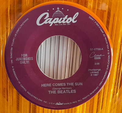 Beatles - Here comes the sun / Octopus's garden 7"