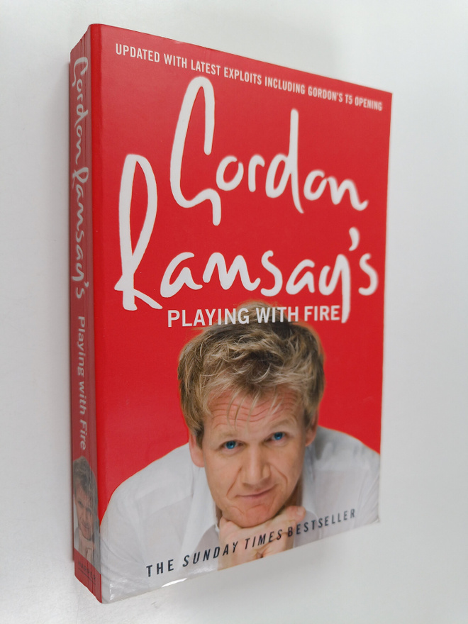 Gordon Ramsay : Gordon Ramsay's Playing with Fire
