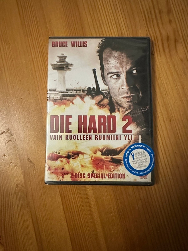 Die Hard 2 – vain kuolleen ruumiini yli  DVD