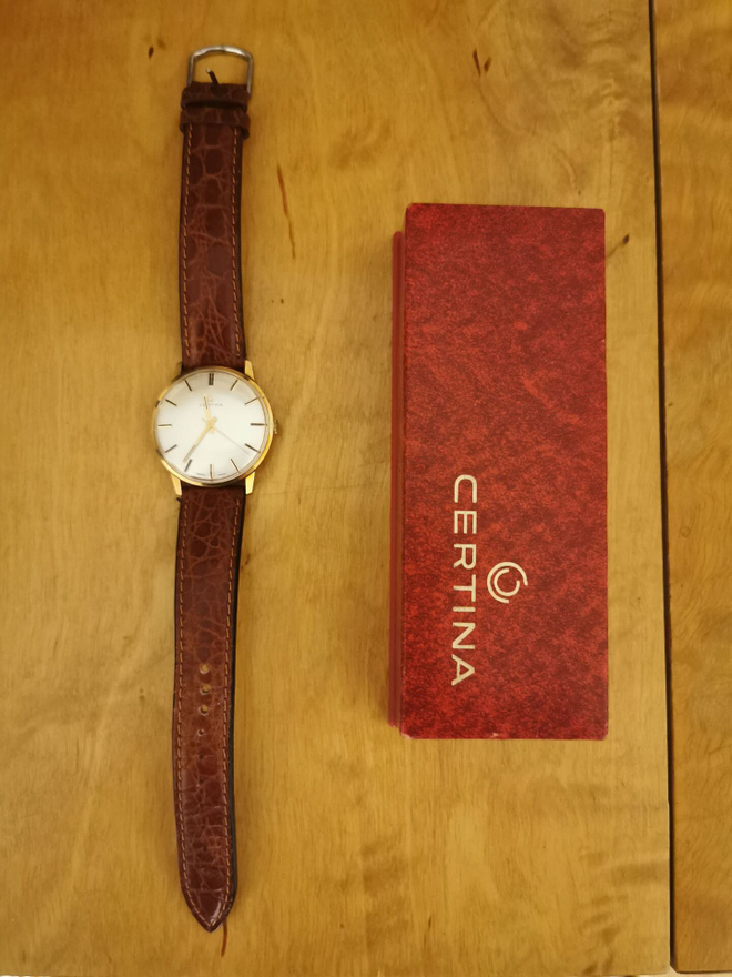 Certina 14K kultakello, n. vuosi 1970
