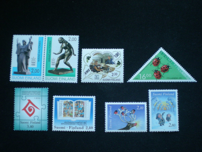 Postituore erä vuoden 1994 postimerkkejä **