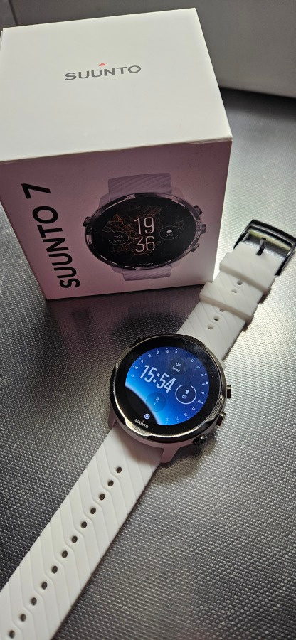 Suunto 7 valkoinen