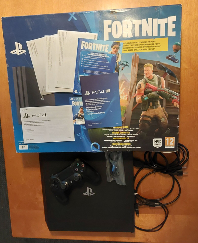 PS4 PRO 1TB