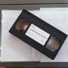 VHS: Kaikenkarvaiset Ystävät (Simon Ward, Anthony Hopkins) - pikkukuva 5