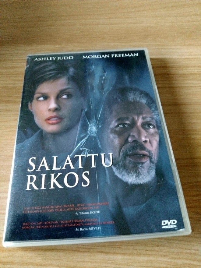 SALATTU RIKOS      DVD          ( 20th )