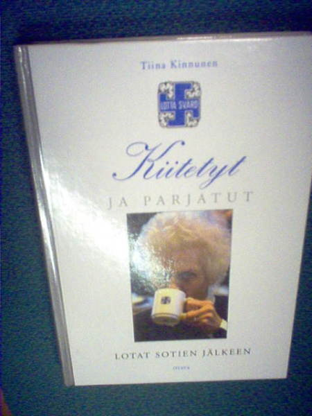 Kinnunen : Kiitetyt ja parjatut Lotat sotien jälkeen (2 p. )
