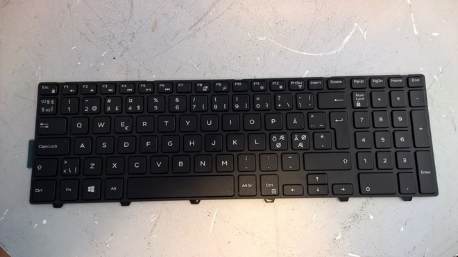 Kannettavan näppäimistö Dell Inspiron 15 3000