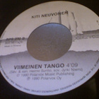 KITI NEUVONEN :: TROPICANA / VIIMEINEN TANGO::VINYYLI 7"1990 - pikkukuva 3