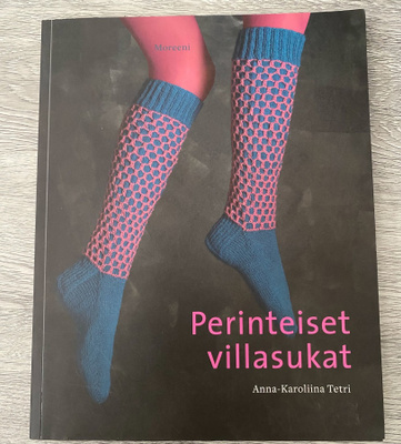 Perinteiset villasukat kirja