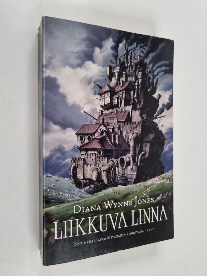 Diana Wynne Jones : Liikkuva linna