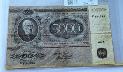 Suomi:  5000 mk, v. 1945