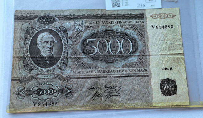 Suomi:  5000 mk, v. 1945