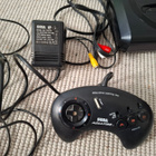 Sega Mega Drive + 2 ohjainta + pelejä - pikkukuva 2