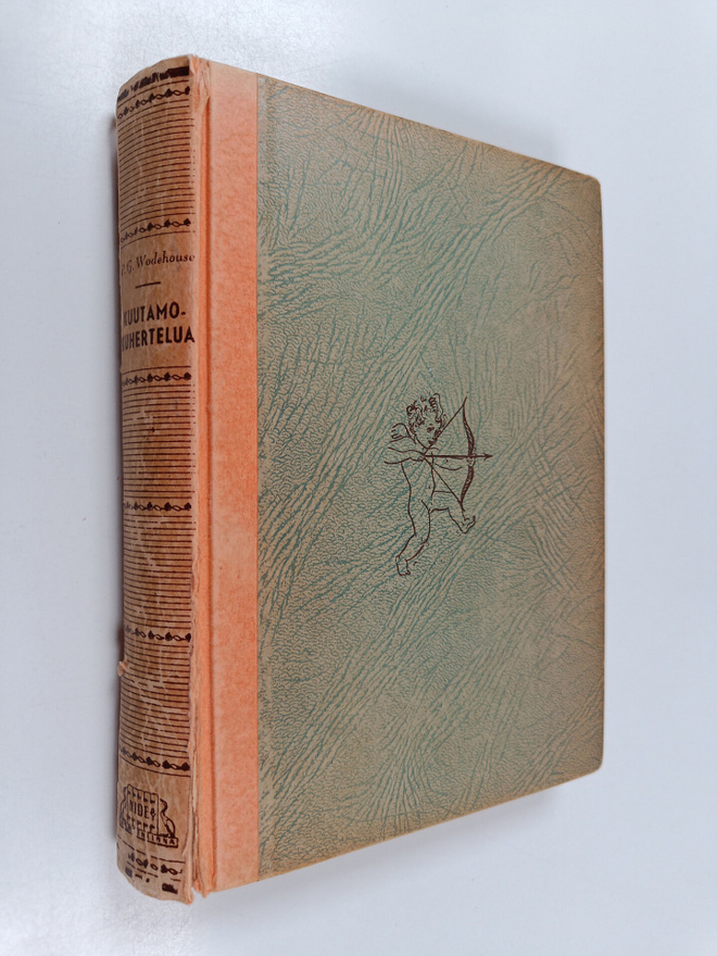 P. G. Wodehouse : Kuutamokuhertelua
