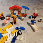 LEGO FABULAND 4165 MINNIE'S BIRTHDAY PARTY - pikkukuva 1