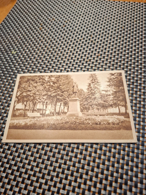 8Z Porvoo Runebergin patsas