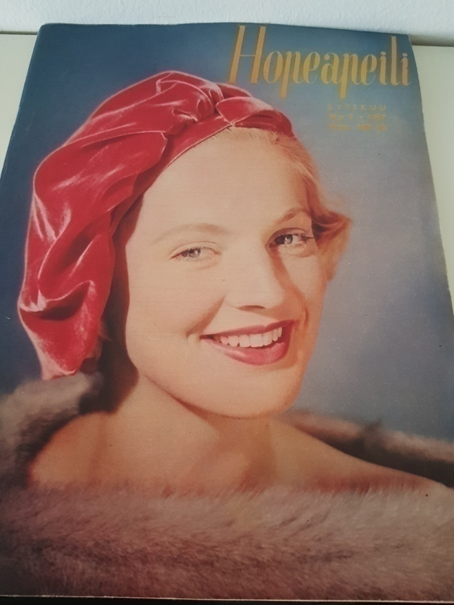 Hopeapeili lehti N:o 9 / Syyskuu 1957