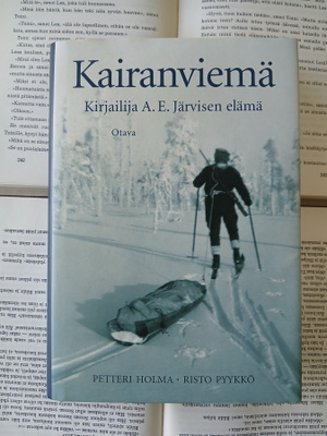 Holma; Pyykkö - Kairanviemä: Kirjailija A.E. Järvisen elämä
