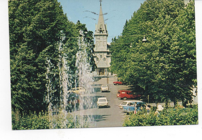 LAHTI: Puukirkko  Mariankadulta