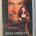 Ansa viritetty (1999) Sean Connery & Catherine Zeta-Jones - pikkukuva 1