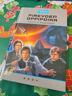 Star Wars Pimeyden oppipoika