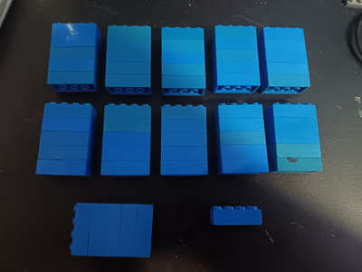 Lego 2 x 4 sininen