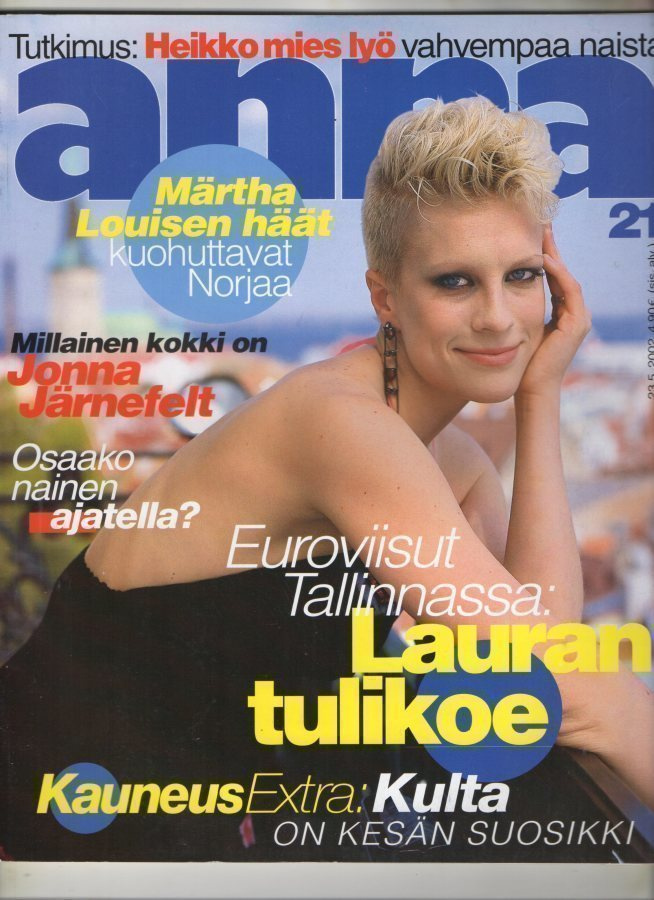 Anna n:o 21 2002 Laura. Märtha. Leea. Jonna. Sari.