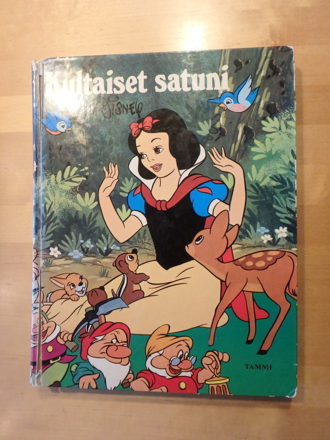 Walt DIsney; Kultaiset satuni (kokoelma klassikkoja)