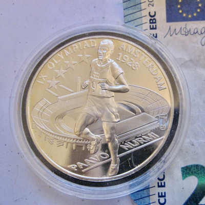 Niue 1 Dollari 2015 Paavo Nurmi Kuningatgar Elisabet II