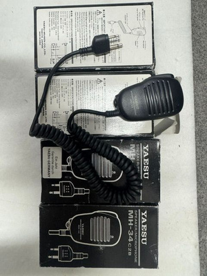 YAESU speaker/microphone MH-34 C2B