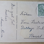 Fred: Lapsi sytyttää kuusenkynttilää, pikkupk, p. 1940 (?) - pikkukuva 2