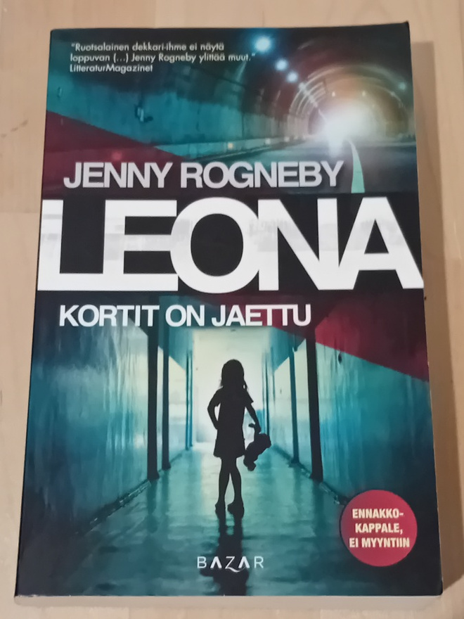 Jenny Rogneby / Leona - kortit on jaettu