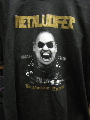 METALUCIFER BULLDOZING EUROPE KIERTUE T-PAITA KOKO XL