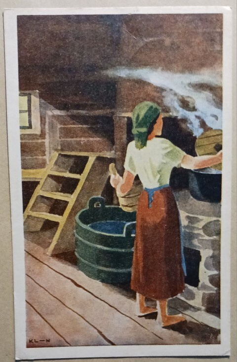 KL-N: Nainen lämmittää saunavesiä, p. 1943