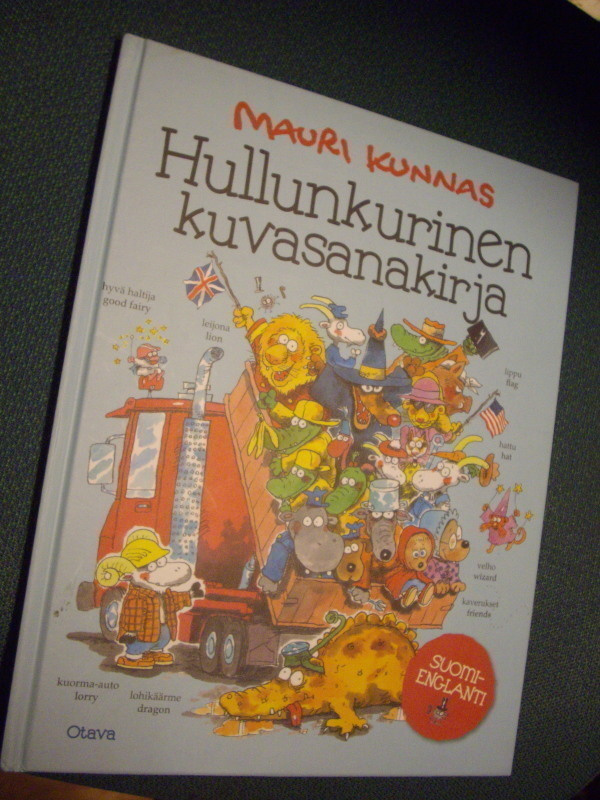Kunnas: Hullunkurinen kuvasanakirja (Suomi-Eng) Sis.pk:t