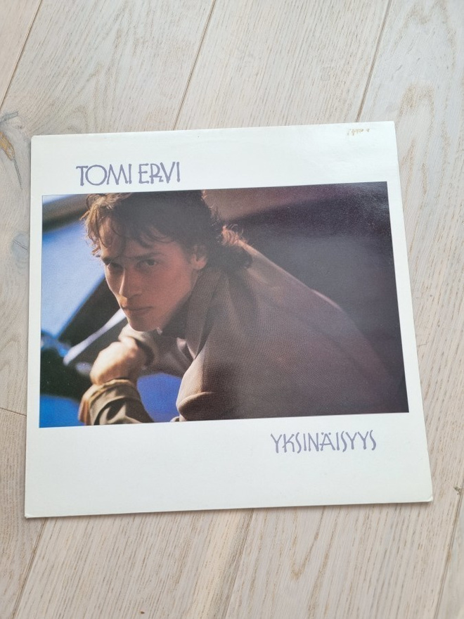 Tomi Ervi mini-LP Yksinäisyys