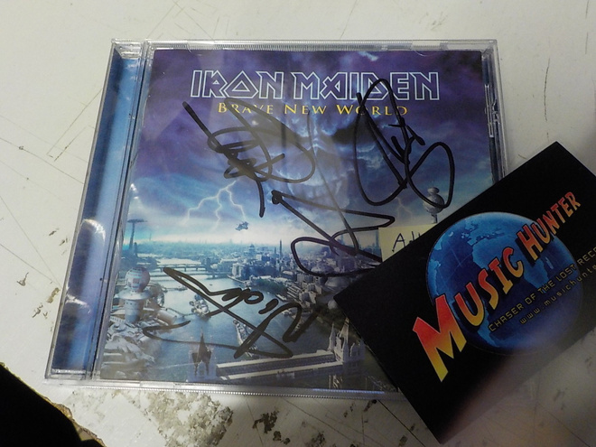 IRON MAIDEN - BRAVE NEW WORLD CD NELJÄLLÄ NIMMARILLA