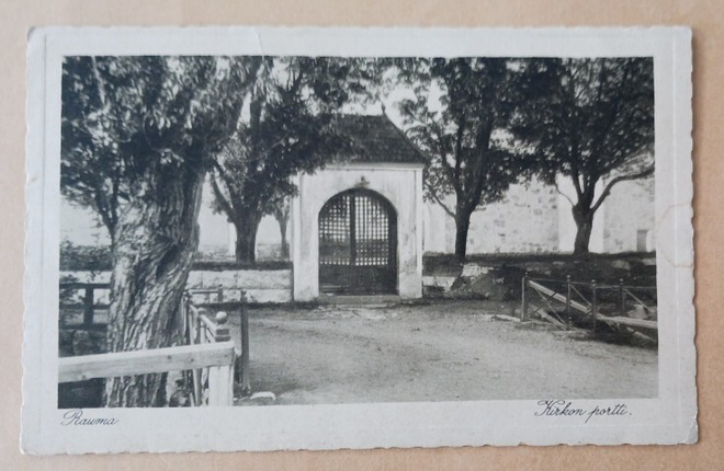 Rauma, kirkon portti, vanha mv pk. k. 1931