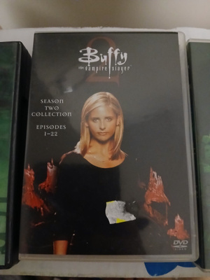 Buffy dvd sarjan osia