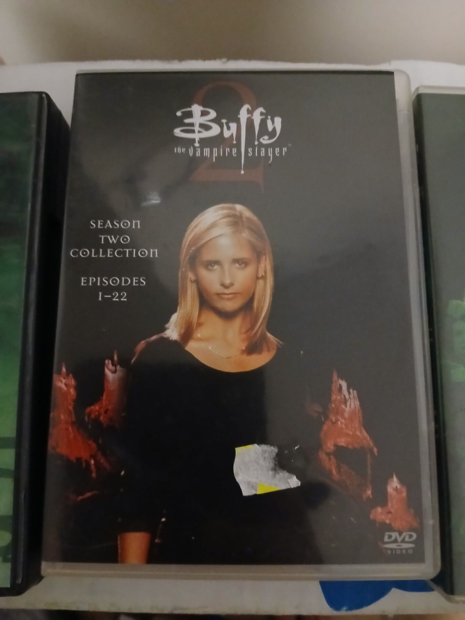 Buffy dvd sarjan osia
