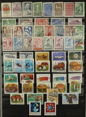 Suomi PR-merkit 56 eril., ++ vv 1922-84, LaPe 2014 83 €