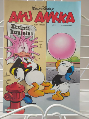 Aku Ankka 37 2005