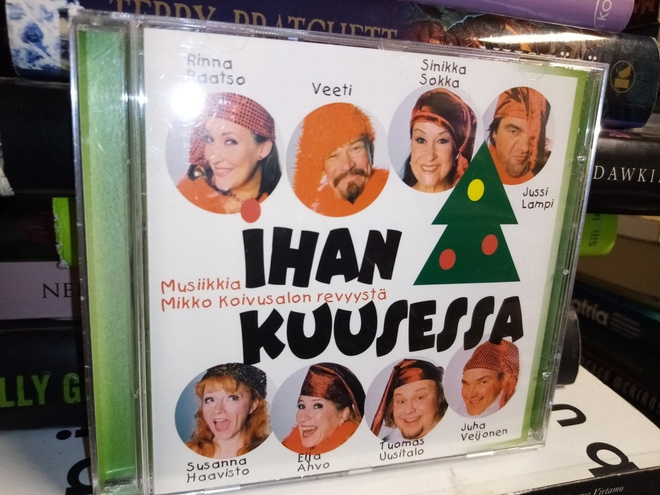 CD IHAN KUUSESSA ( SIS POSTIKULU)
