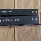 The Dark Knight Trilogy sekä kirja (DVD) (6 levyä) - pikkukuva 4