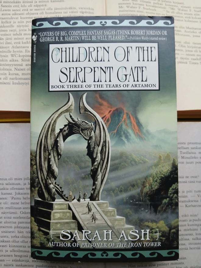 Sarah Ash - Children of the Serpent Gate (paperback)