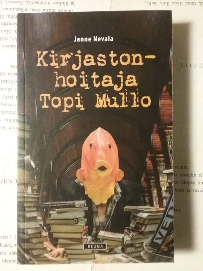 Janne Nevala - Kirjastonhoitaja Topi Mullo (nid.)