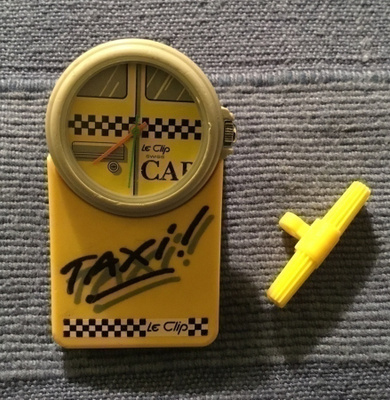 ~~ Keltainen Le Clip TAXI! kello ~~ VINTAGE 1980-luku